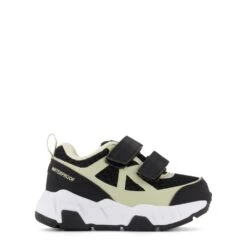 Seattle Waterproof Sneakers Always Black